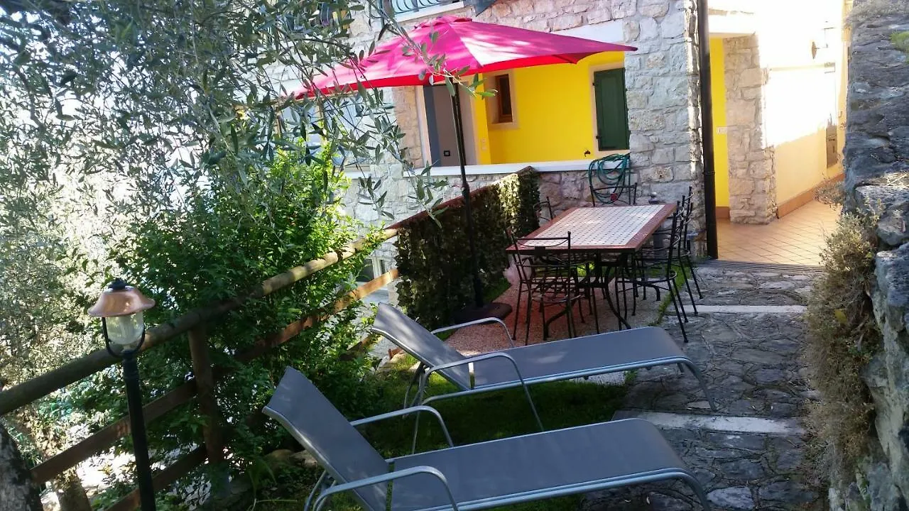 Apartment Appartamento Soldo Castelletto Di Brenzone Italien
