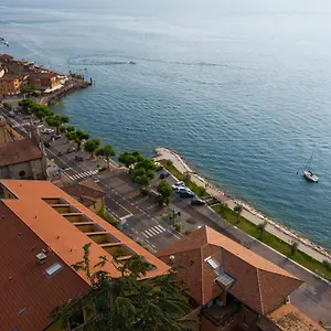 2* Hotel Garda Family House
