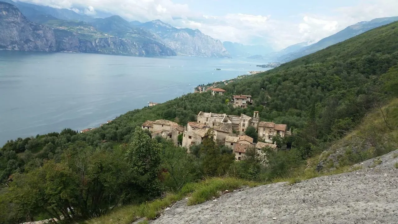 Appartamento Soldo Castelletto Di Brenzone İtalya